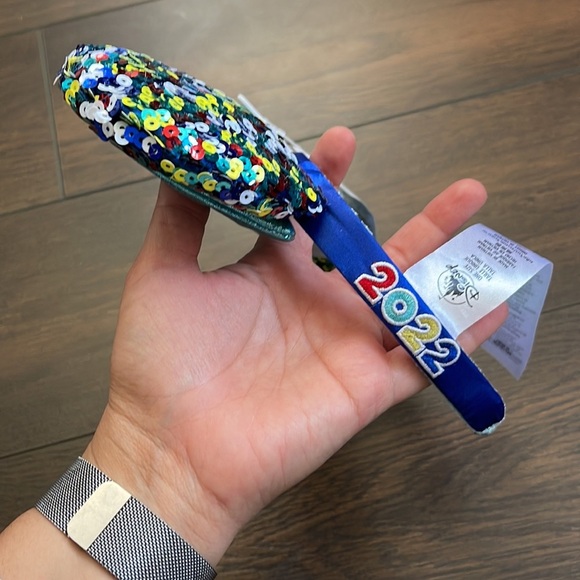 NWT Minnie Mouse ear headband with sequined bow - Picture 7 of 7